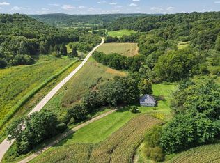 17176 Berry Hill Rd, Richland Center, WI 53581