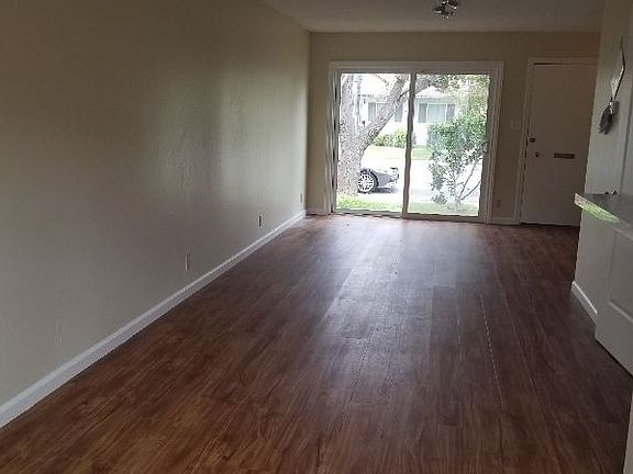 4th image of 19482 Rosemarie Pl APT 3