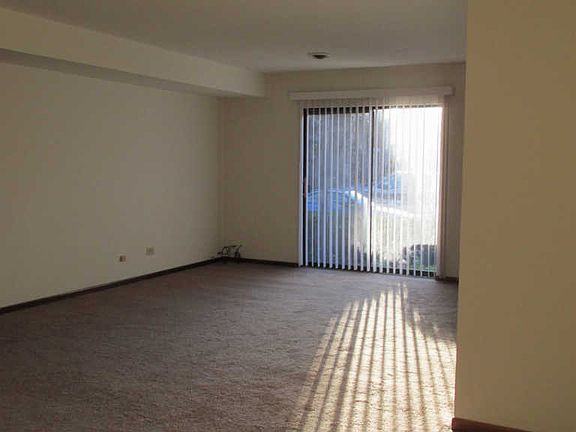 5th image of 1543 S Ardmore Ave APT B