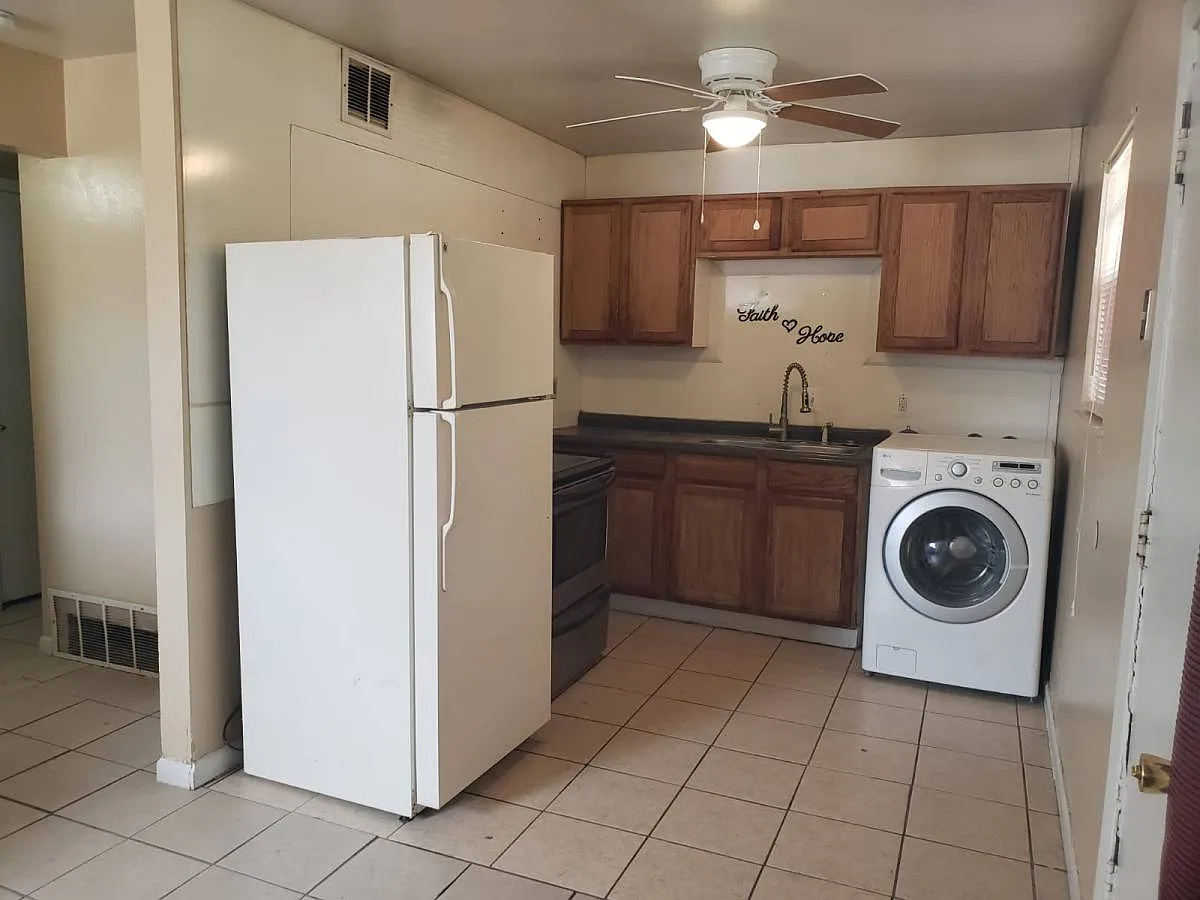 15310 B, Bellaire Ave in Grandview, MO 64030 — Photo 2