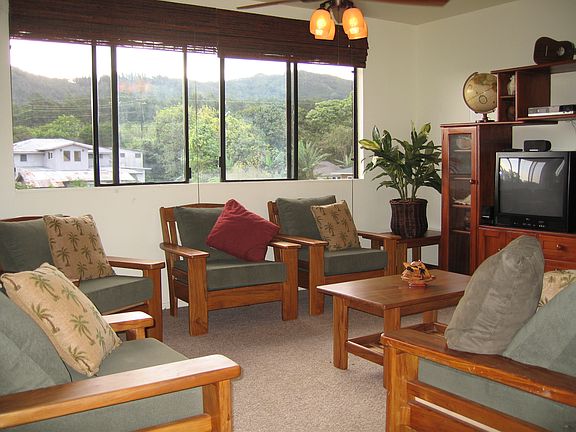 Tropical hilltop views 