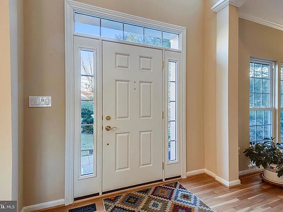 3rd image of 4 Seneca Forest Ct