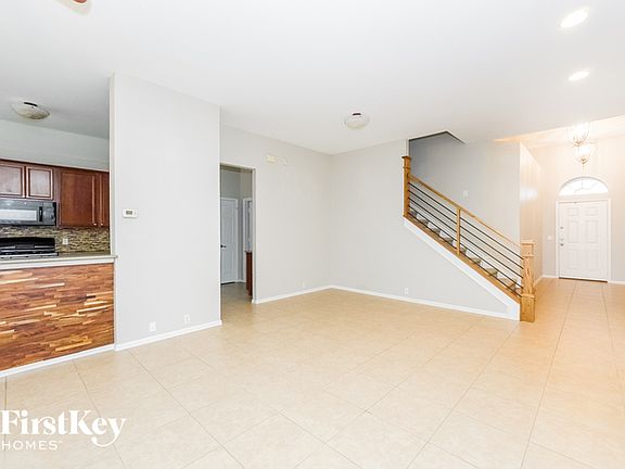 5th image of 15812 Coyote Hill Dr