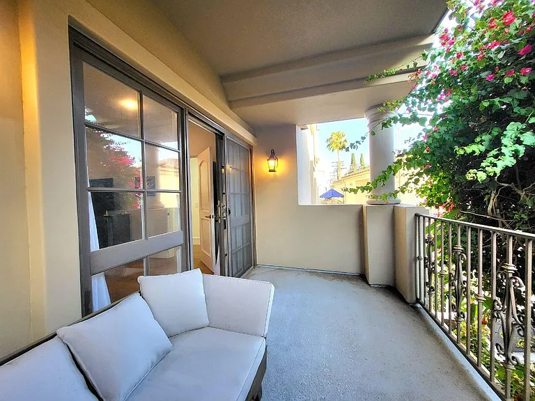 851 N San Vicente Blvd #117 — Photo 23