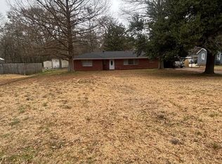 451 E Dinkins St, Canton, MS 39046