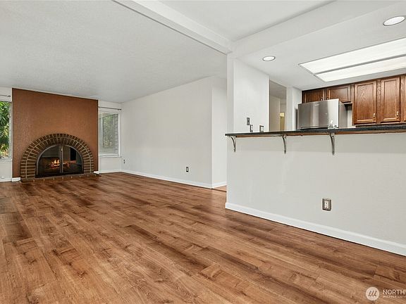 5th image of 709 143rd Avenue NE #G-25