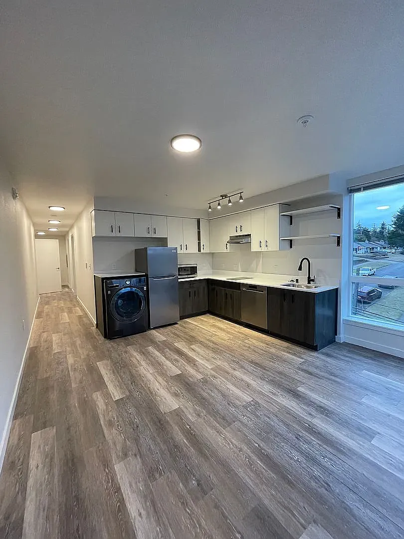 Bode Westwood — Photo 1