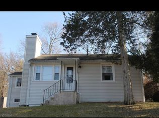 9 Sagamore Trl, Sparta, NJ 07871