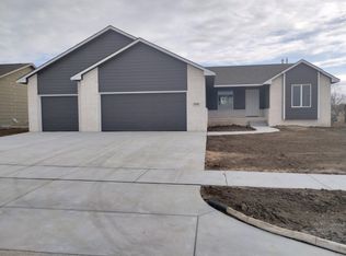 11709 E Mount Vernon Rd, Wichita, KS 67207