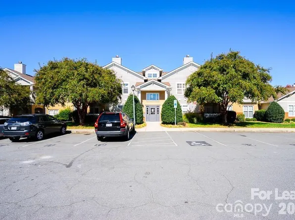 11733 Ridgeway Park Dr, Charlotte, NC 28277