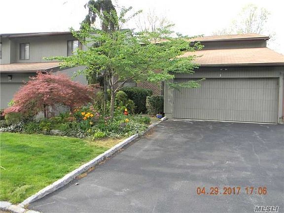 3rd image of 37 Carriage House Dr Unit 37