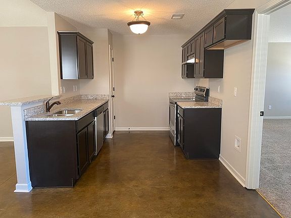 4th image of 9403 Darren Cir S
