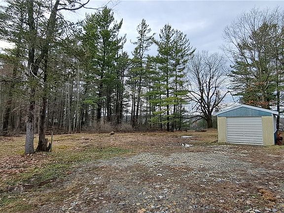 3rd image of 43623 Sweet Point Rd