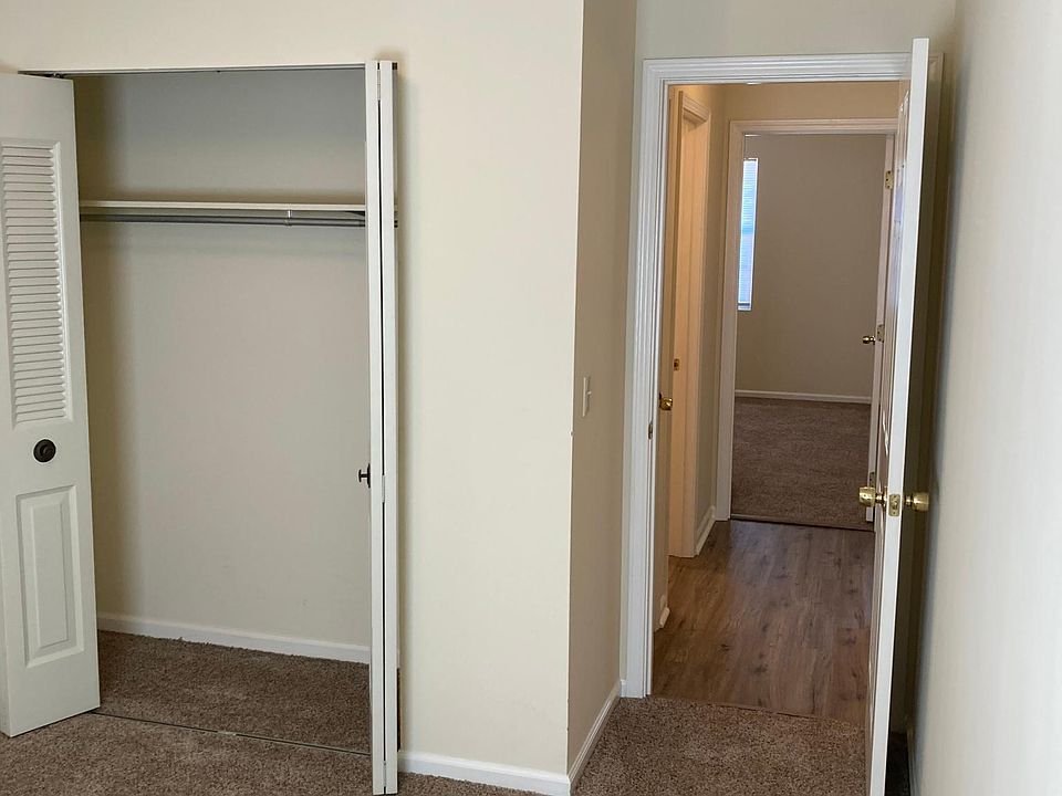 1st image of 135 Macey Blvd #4