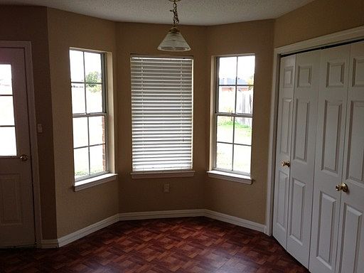 5th image of 2949 Churchwell Dr