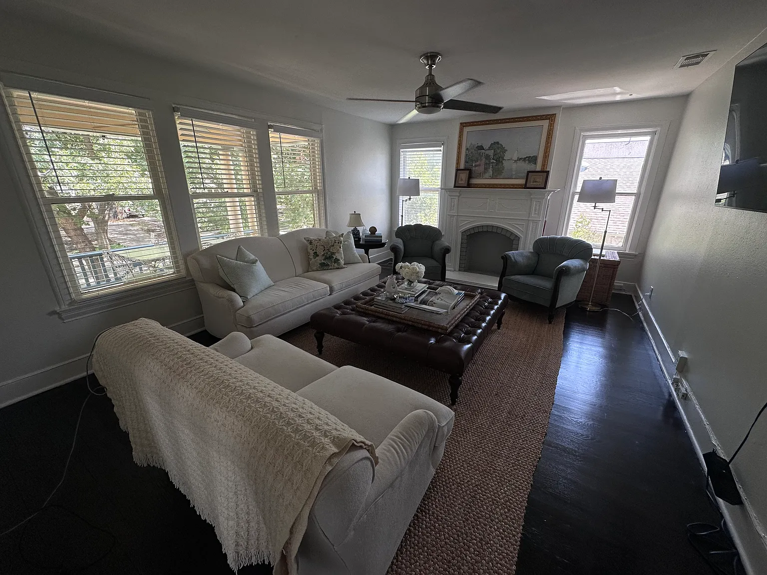 2 bed, 1396 sqft, $2,400 — Photo 3