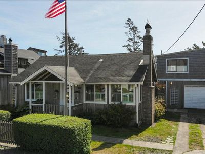 155 W Jefferson St, Cannon Beach, OR, 97110