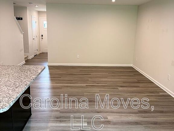 3rd image of 103 Sarnesfield Way