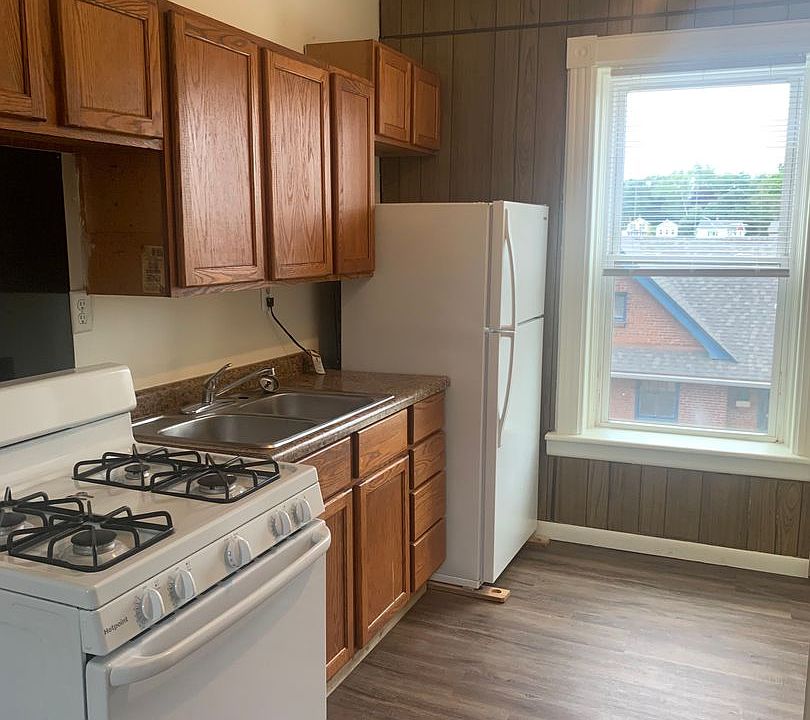 Milwaukee Street Apartment Rentals Jefferson, WI Zillow