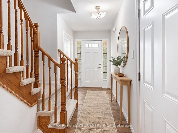 3rd image of 8 Hemlock Way #38