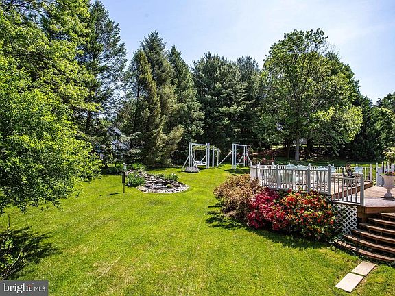 5th image of 20 Cabin Creek Ct