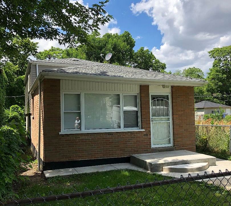 2nd image of 6742 S Aberdeen St