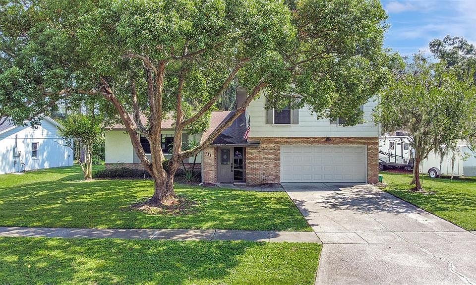 1st image of 888 Chokecherry Dr