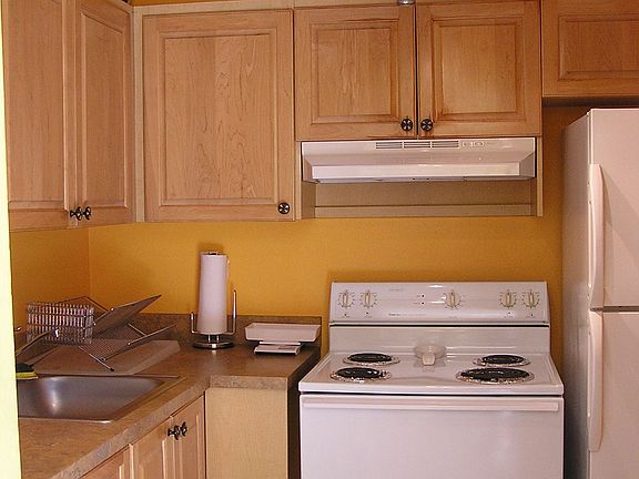 2nd image of 9320 Fontainebleau Blvd APT B114