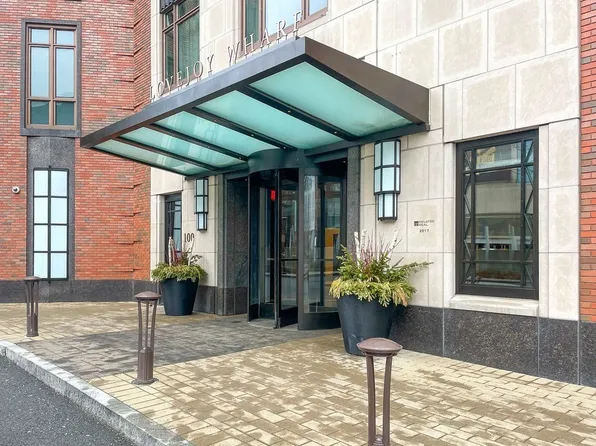 100 Lovejoy Wharf Unit 5Q, Boston, MA 02114