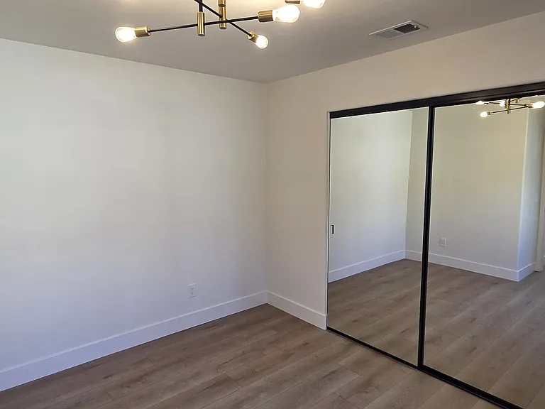 1165 Latigo Cv #5 — Photo 14