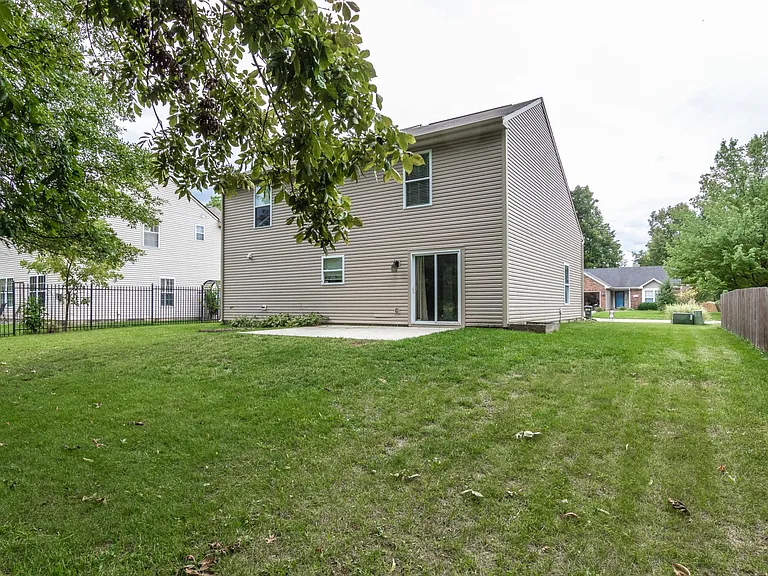 10686 Trailwood Dr — Photo 21