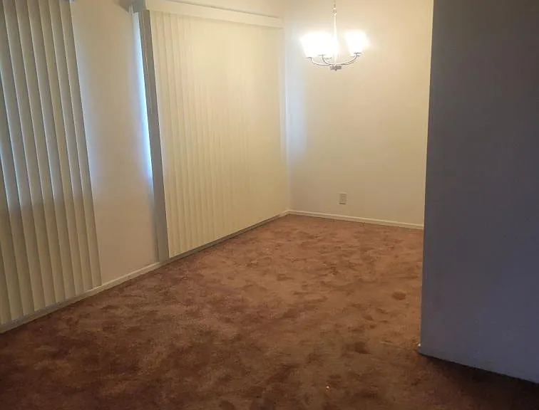 313 E Plymouth St #9 — Photo 10