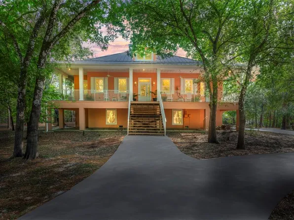 3431 Riderwood Dr, Dade City, FL 33523