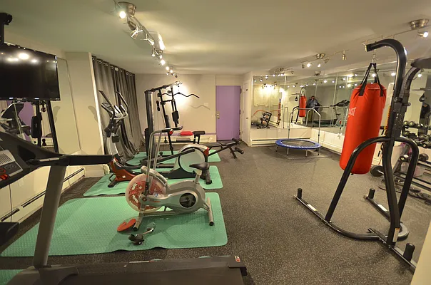 Rented by Swythe, Inc. | media 31