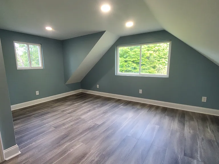 2570 Graffenburg Rd — Photo 17