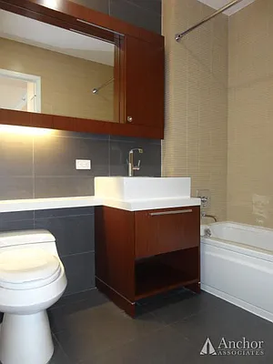 Rented by Anchor Associates | media 17