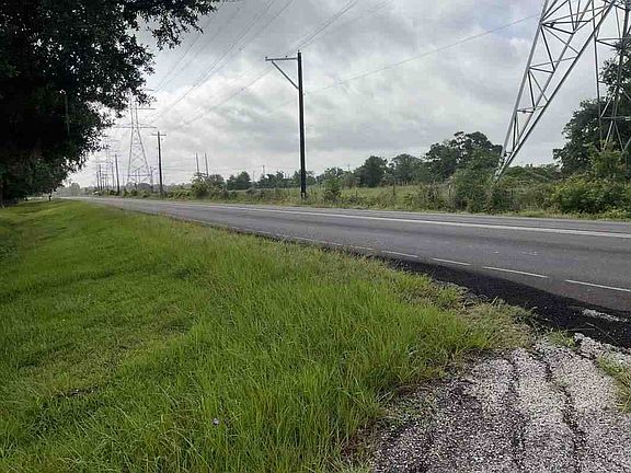 4th image of 5442 County Road 359