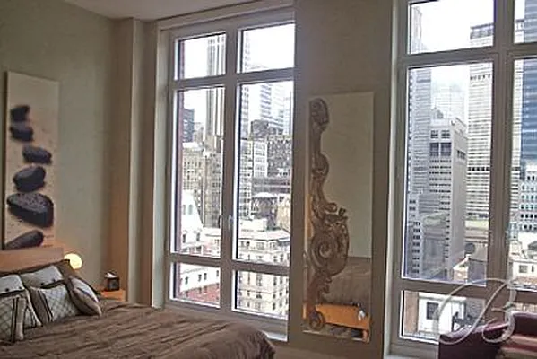 Rented by Bellmarc Realty | media 21