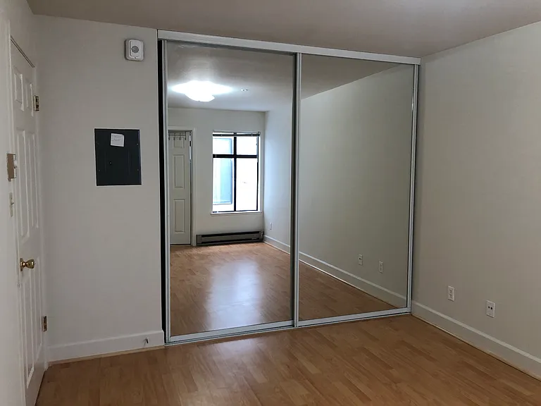 1633-1639 Taraval St #205 — Photo 2