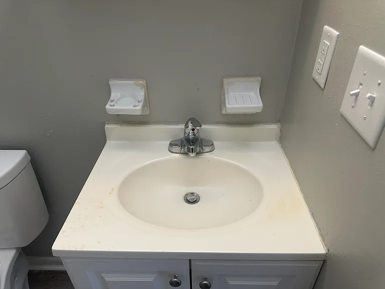 3190 Valerie Arms Dr #10 — Photo 6