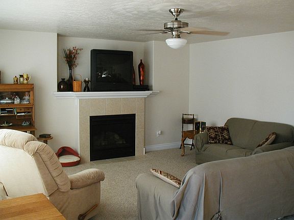 5th image of 1552 Carriage Dr