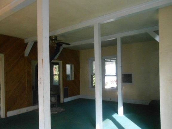 5th image of 4127 Edyth St