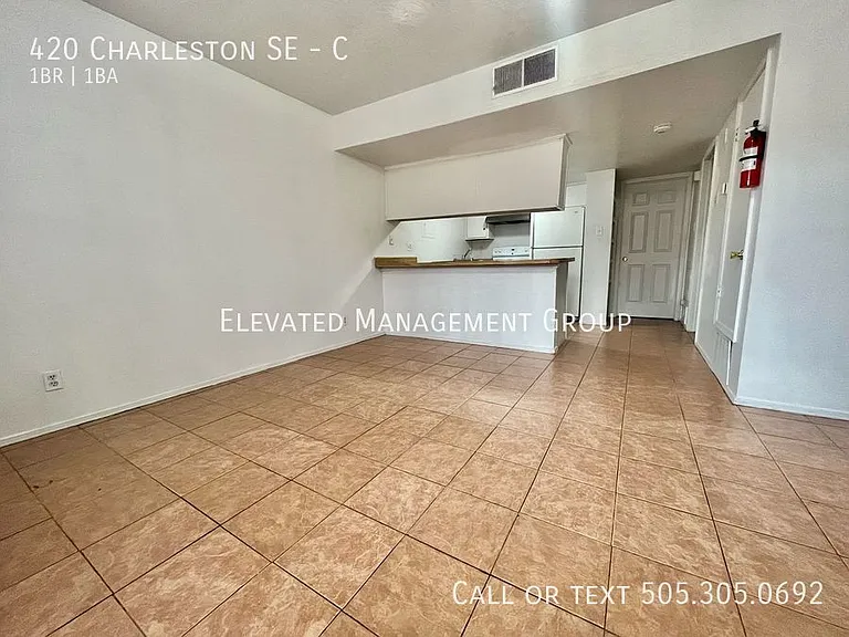 420 Charleston St SE #C — Photo 4