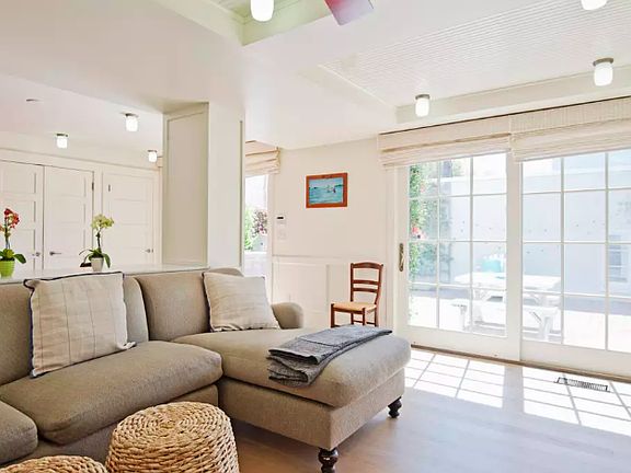 5th image of 16 Park Ave #A