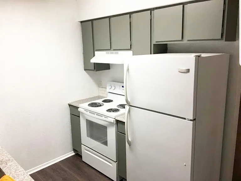 3427 Murphey #G — Photo 4