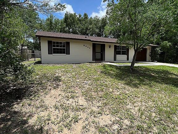 3rd image of 2264 W Menores Dr
