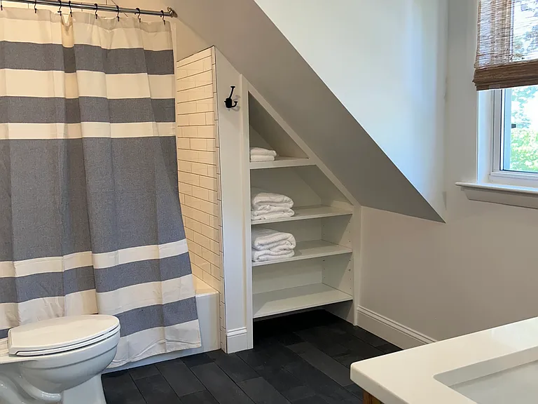 299 Narragansett Ave — Photo 8