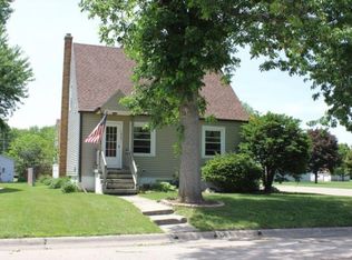 1825 18th Ave, Sterling, IL 61081