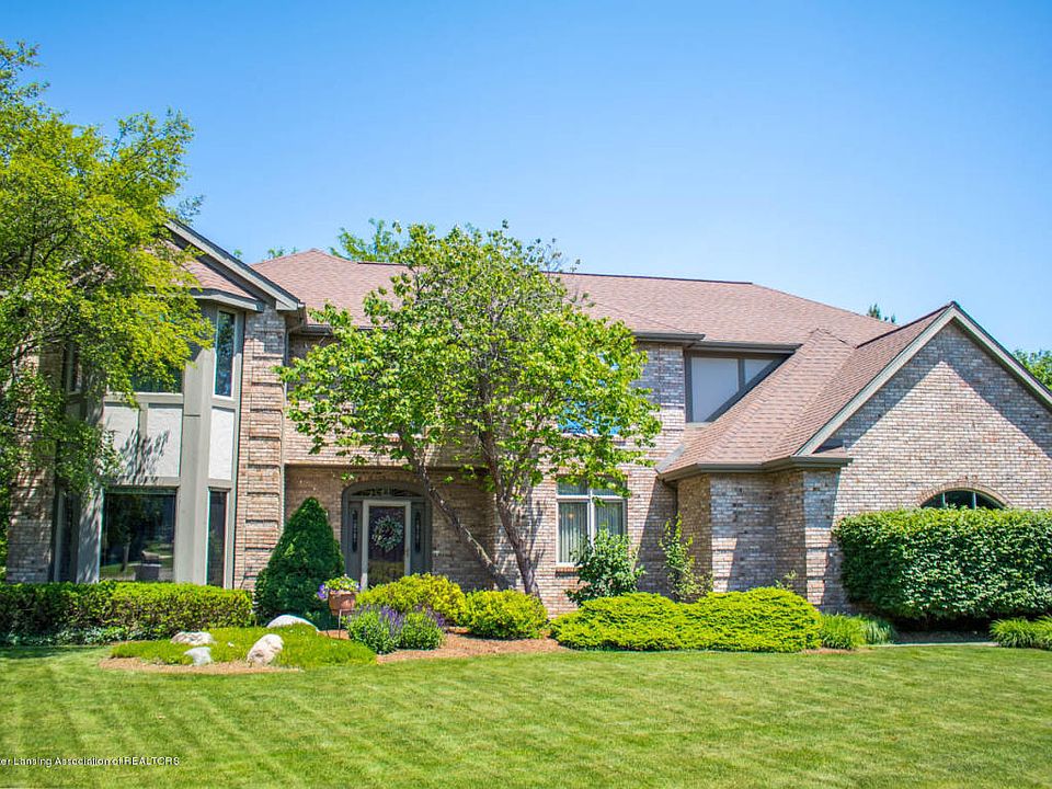 1st image of 5702 Castlebury Cir