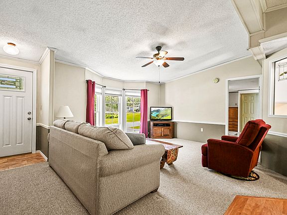 5th image of 128 Sunrise Ln